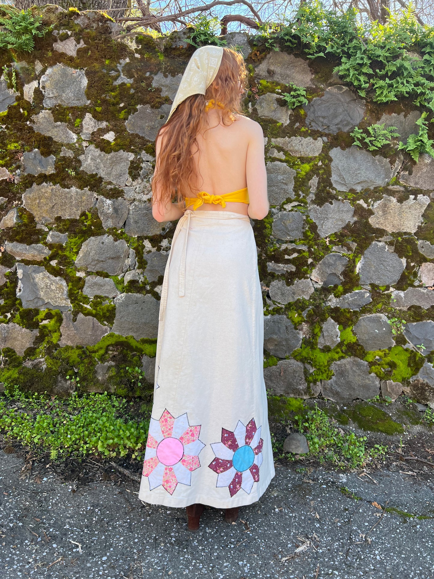 1970s Yellow Halter Crop Top - Medium