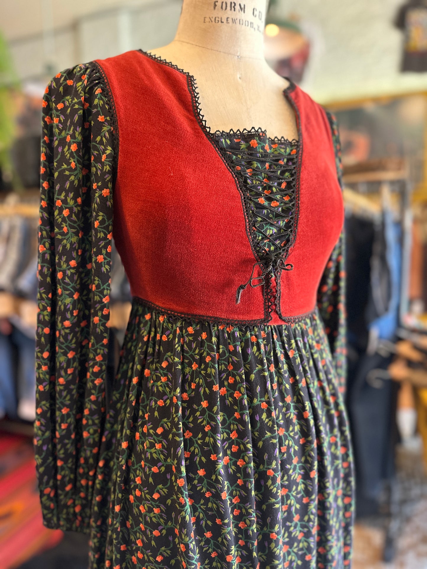 1970s Rags by Kressandra Dress
