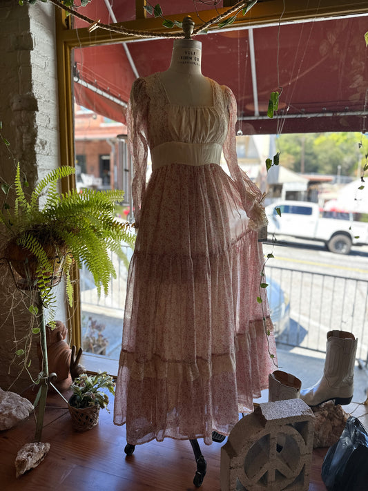 Gunne Sax Dress - delicate pink floral and satin belt