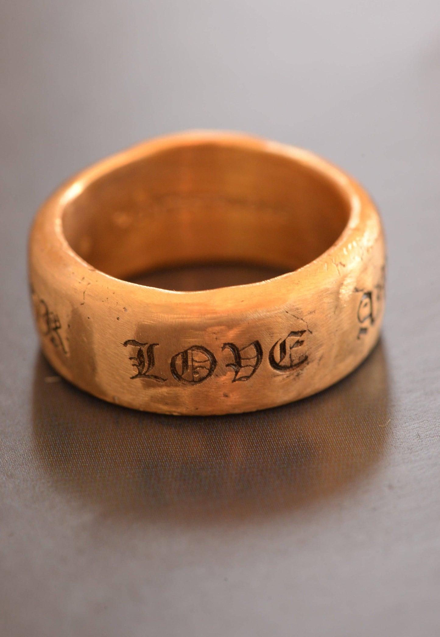 Love Amor Amour: Bronze / 7