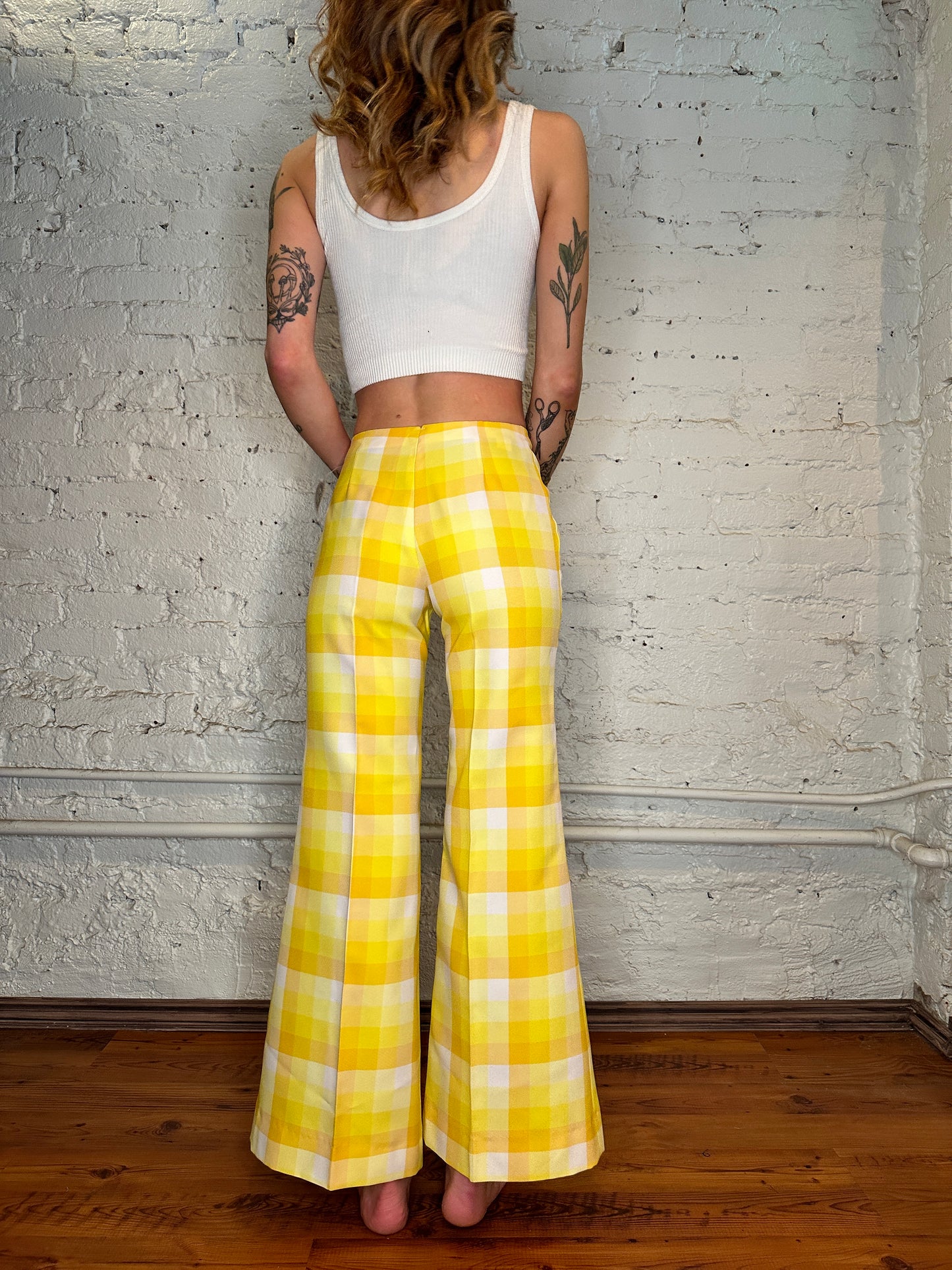 1970s Yellow Plaid Bell Bottoms - 27in low waist