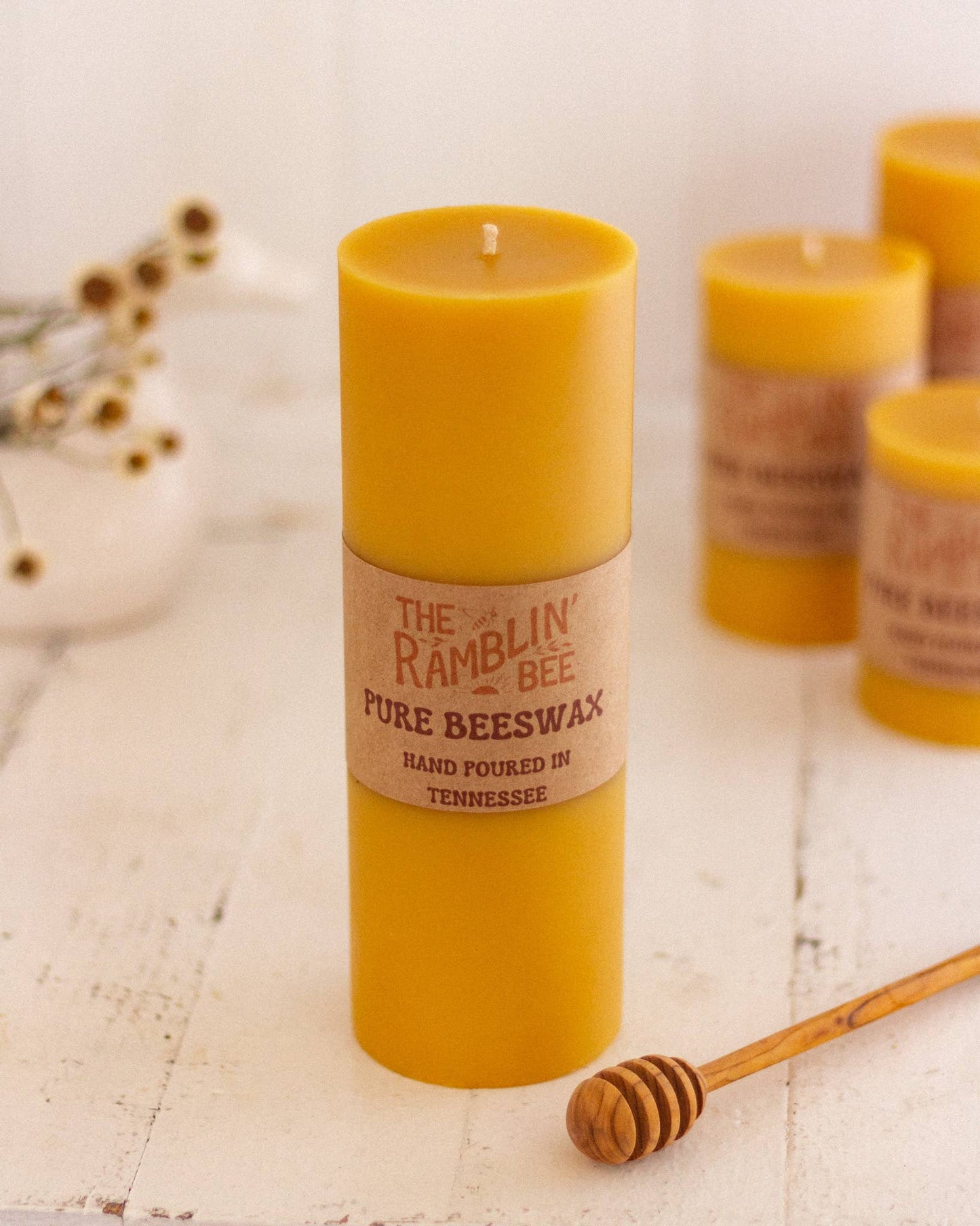 Beeswax Pillar Candle: 3'' x 5''