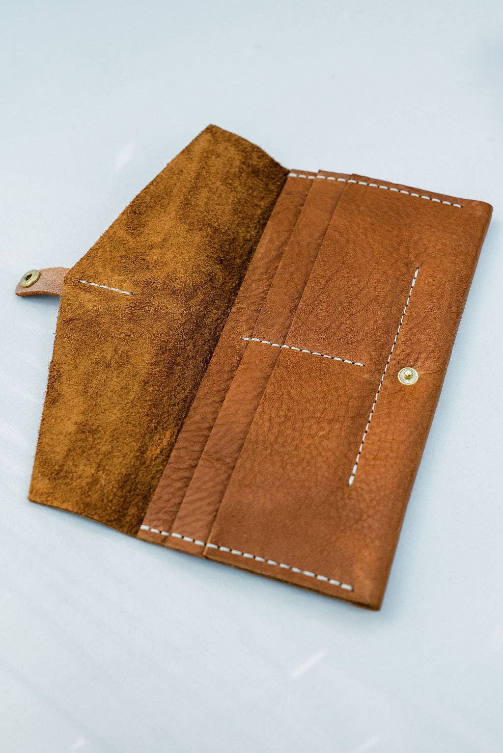 ASHTON leather long wallet, checkbook, pocketbook: Tobacco