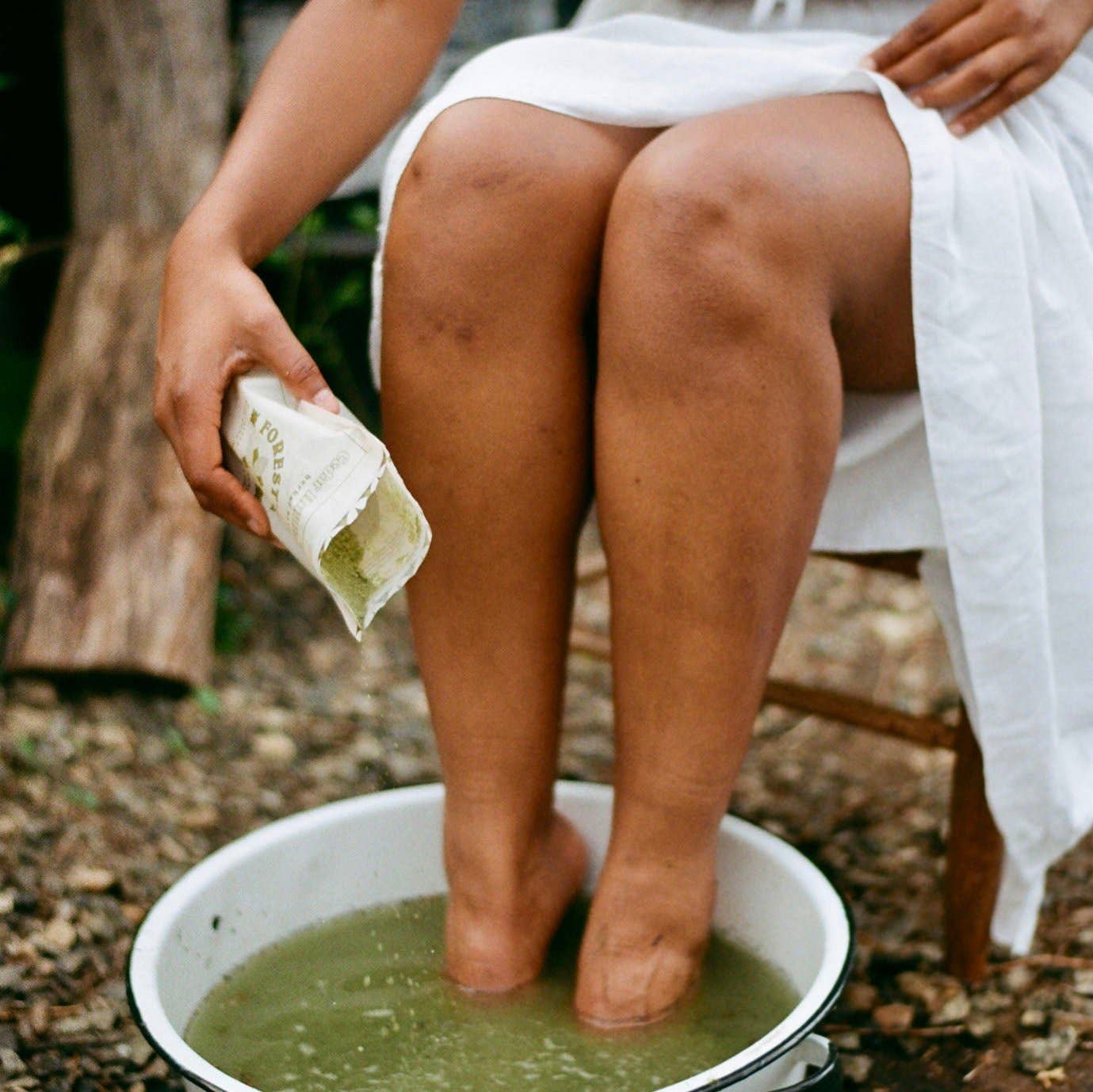 Wild Flower Bath Fizz - Moisturizing Herbal Bath Soak: 6 Forest Pull