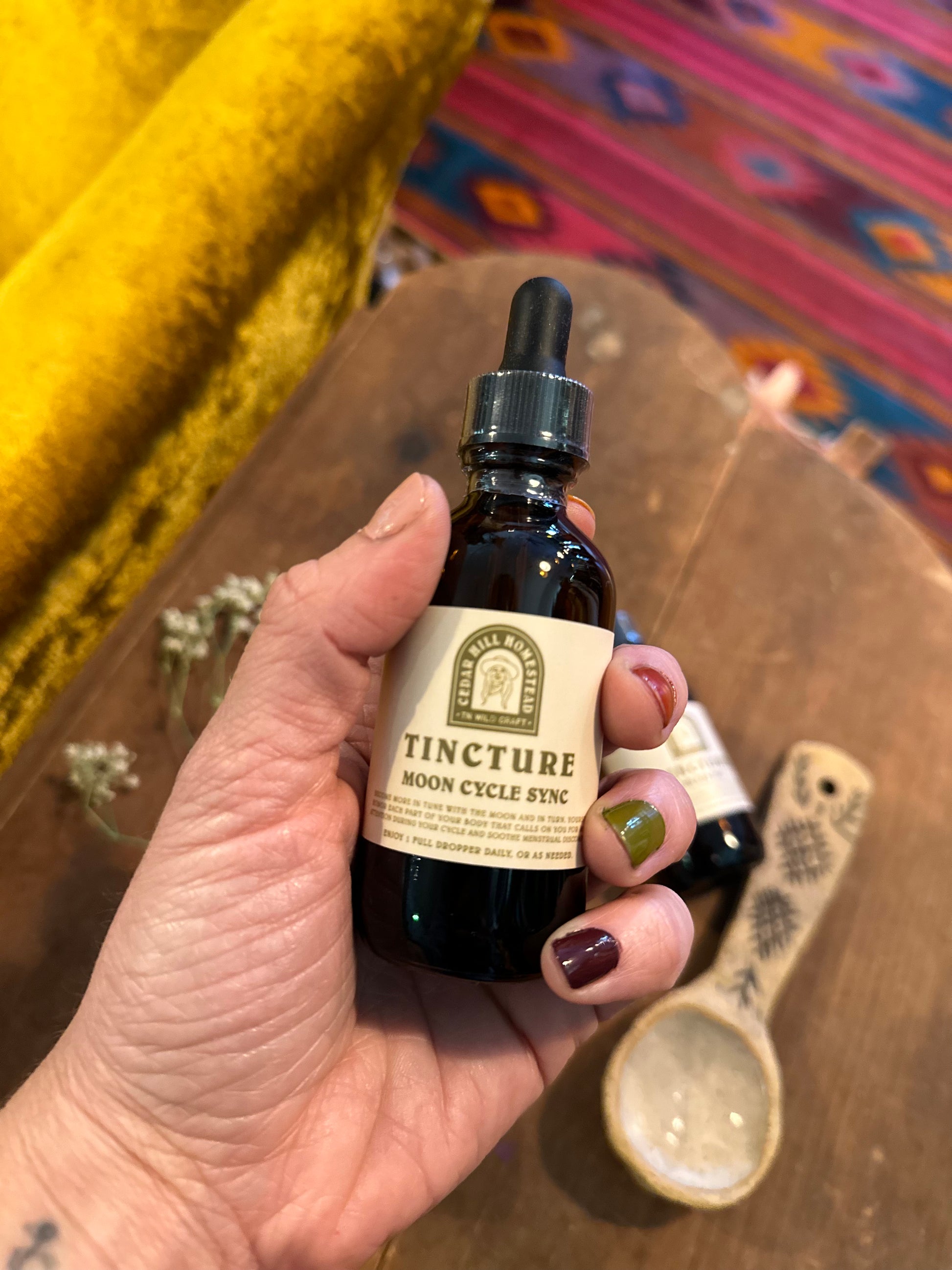Moon Cycle Sync Tincture – Lady of the Canyon